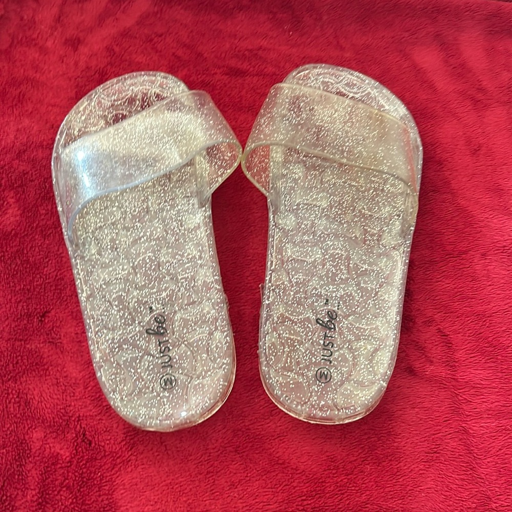 Very cute like mew womens sliders